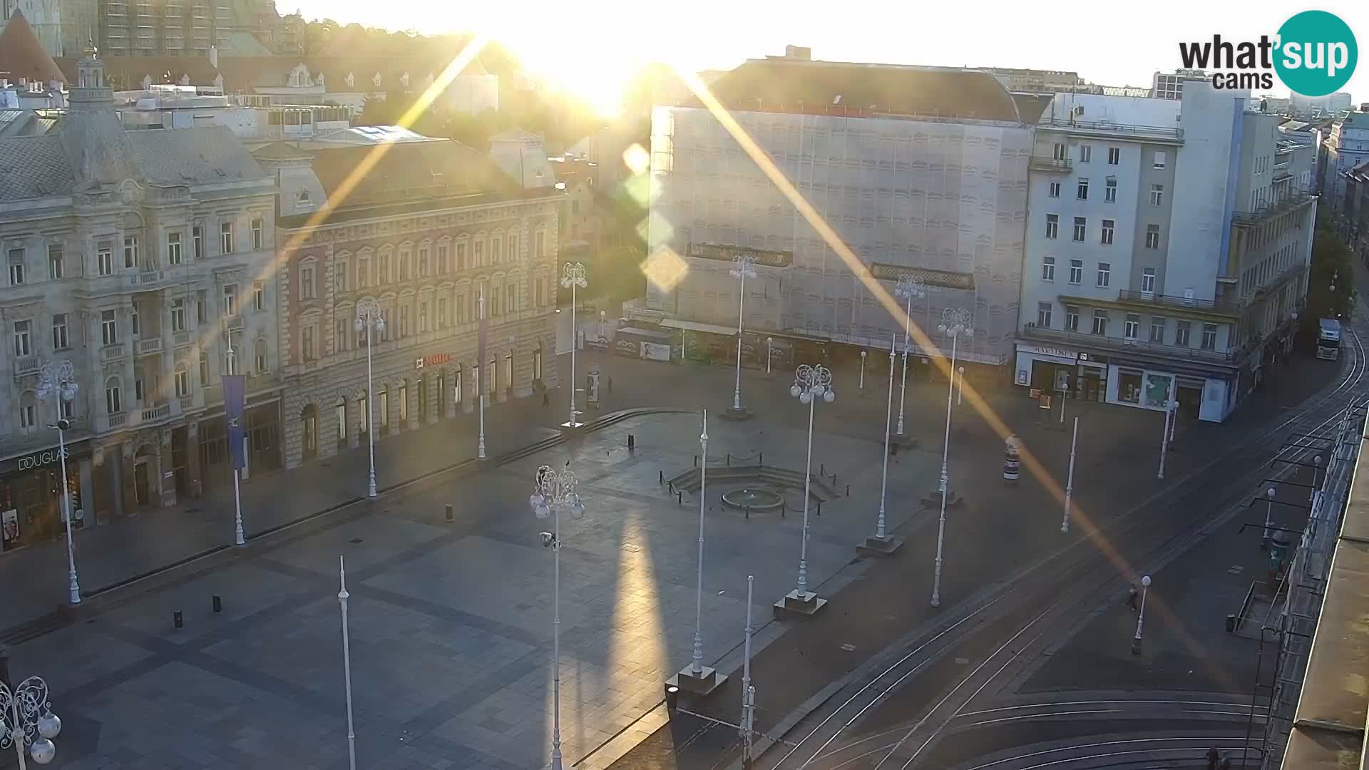Plaza Ban Jelačić camera en vivo Zagreb – Hotel Dubrovnik
