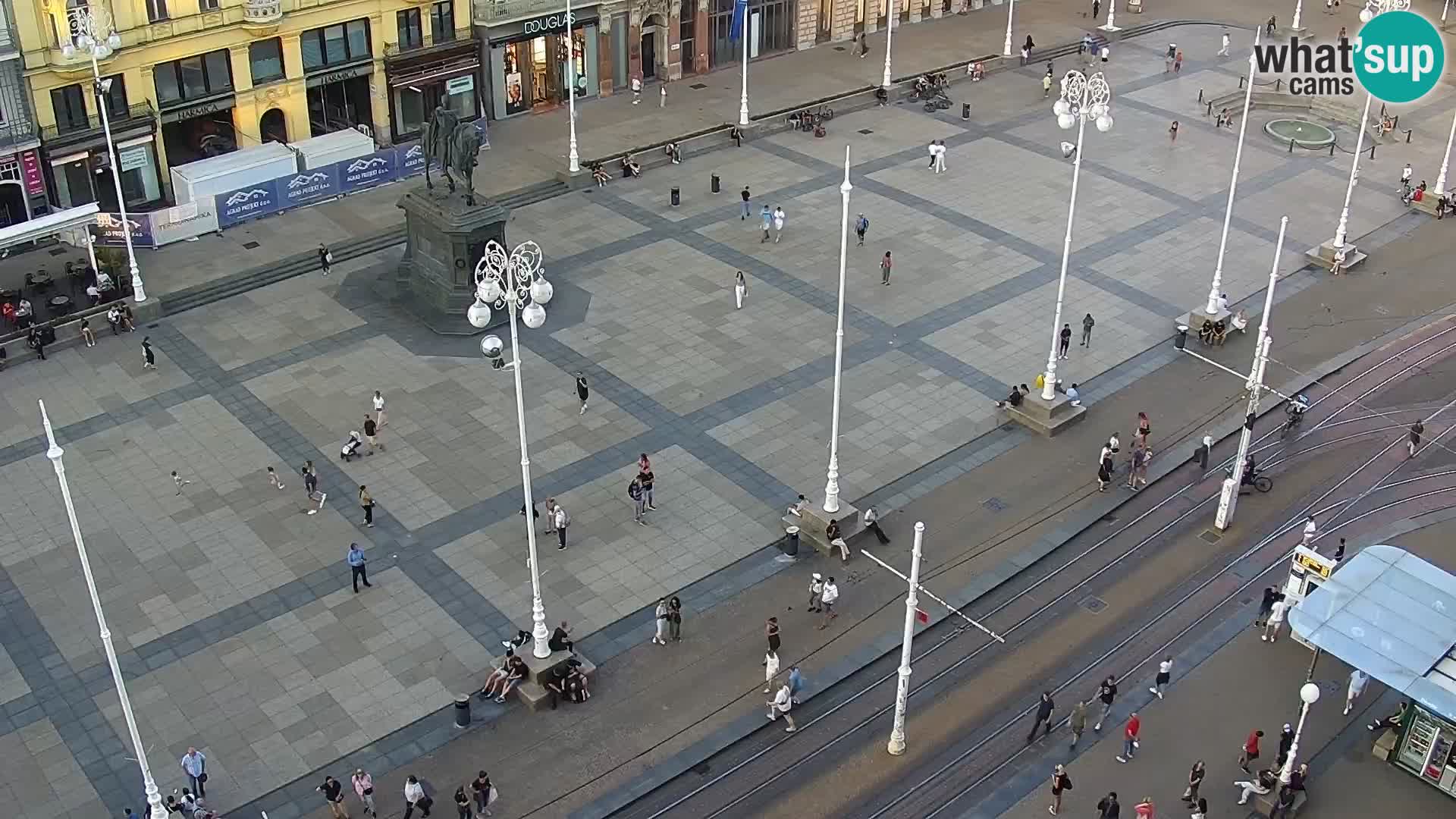 Ban Jelačić live cam Zagreb – Hotel Dubrovnik