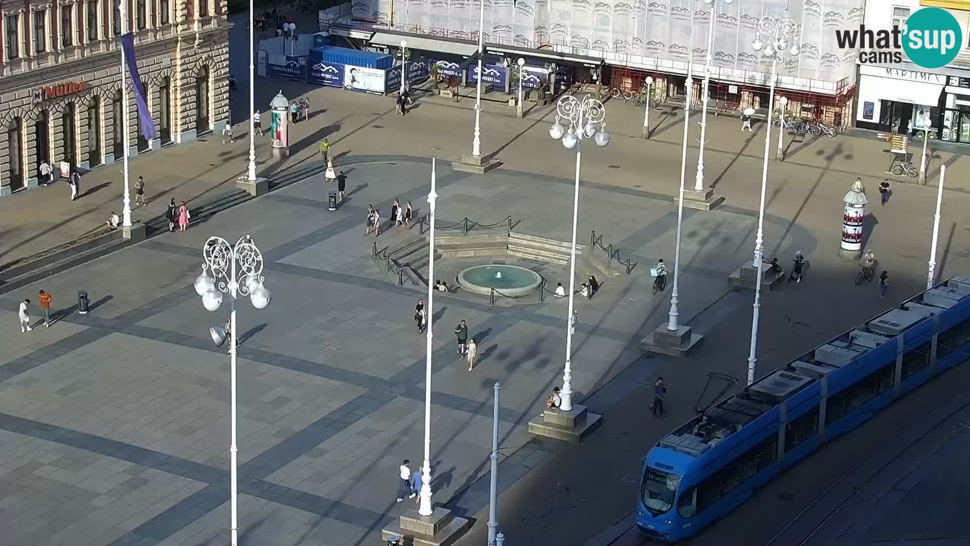Ban Jelačić Platz  Live webcam Zagreb – Hotel Dubrovnik