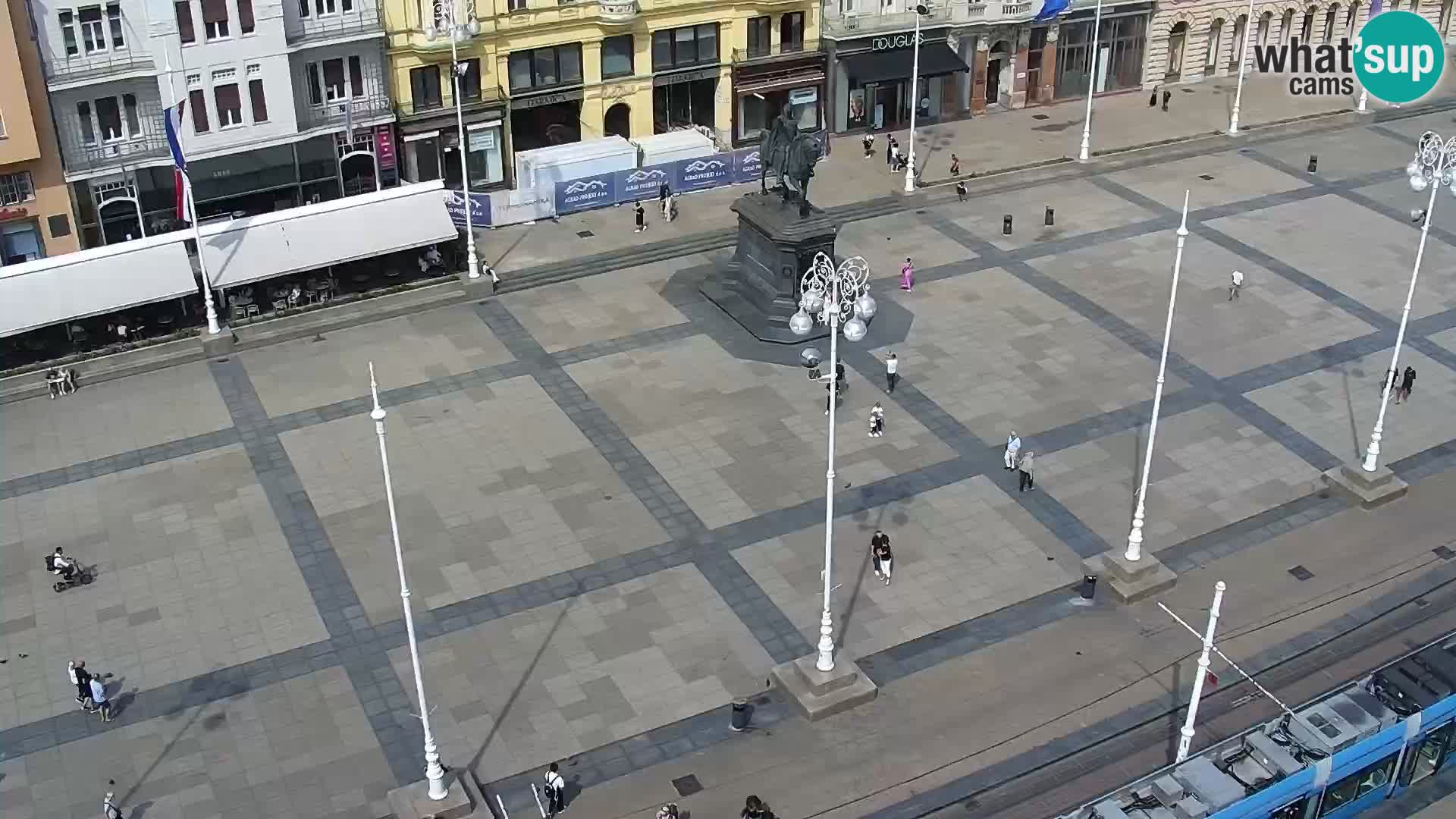Ban Jelačić Platz  Live webcam Zagreb – Hotel Dubrovnik
