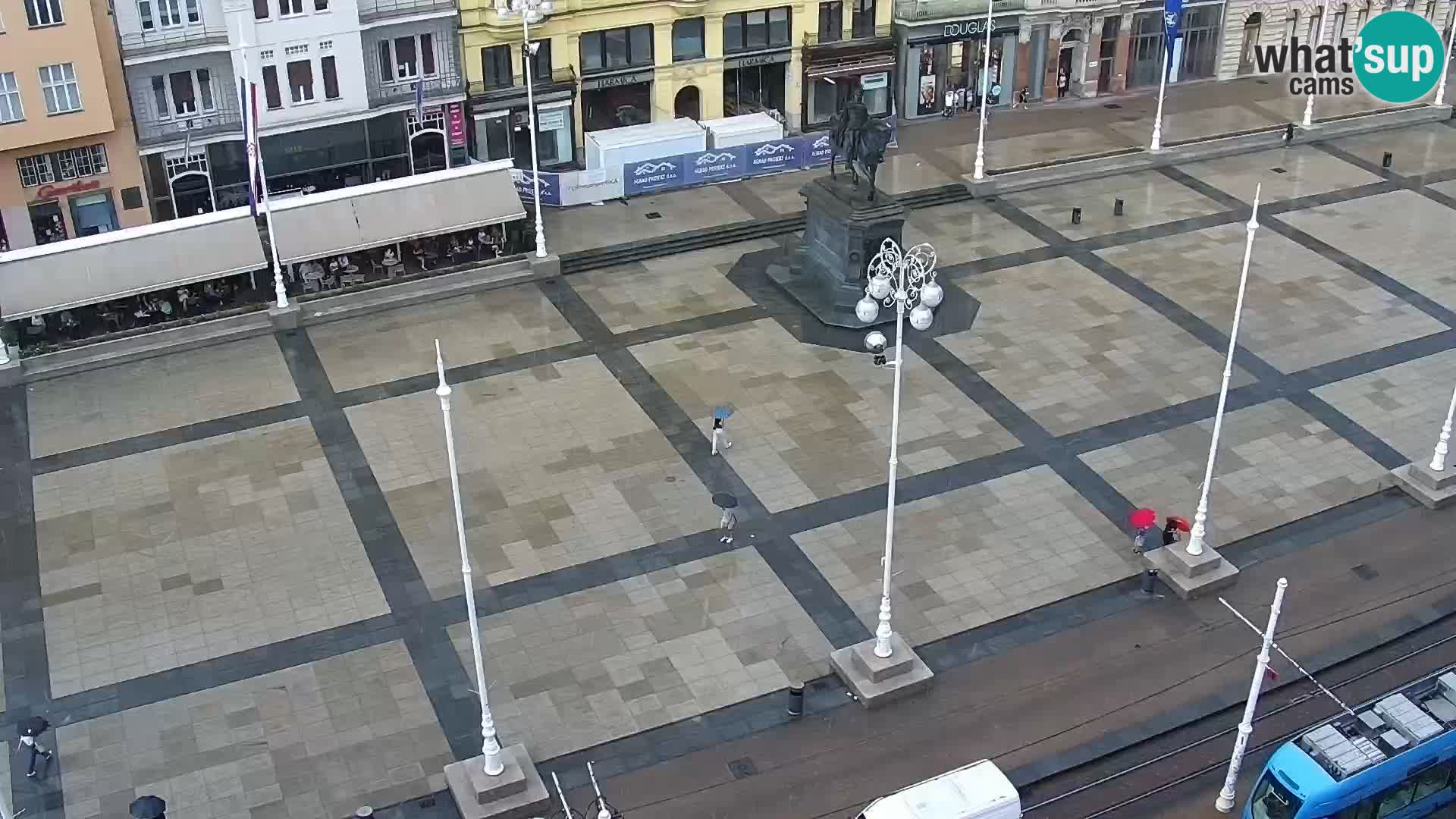Ban Jelačić Platz  Live webcam Zagreb – Hotel Dubrovnik