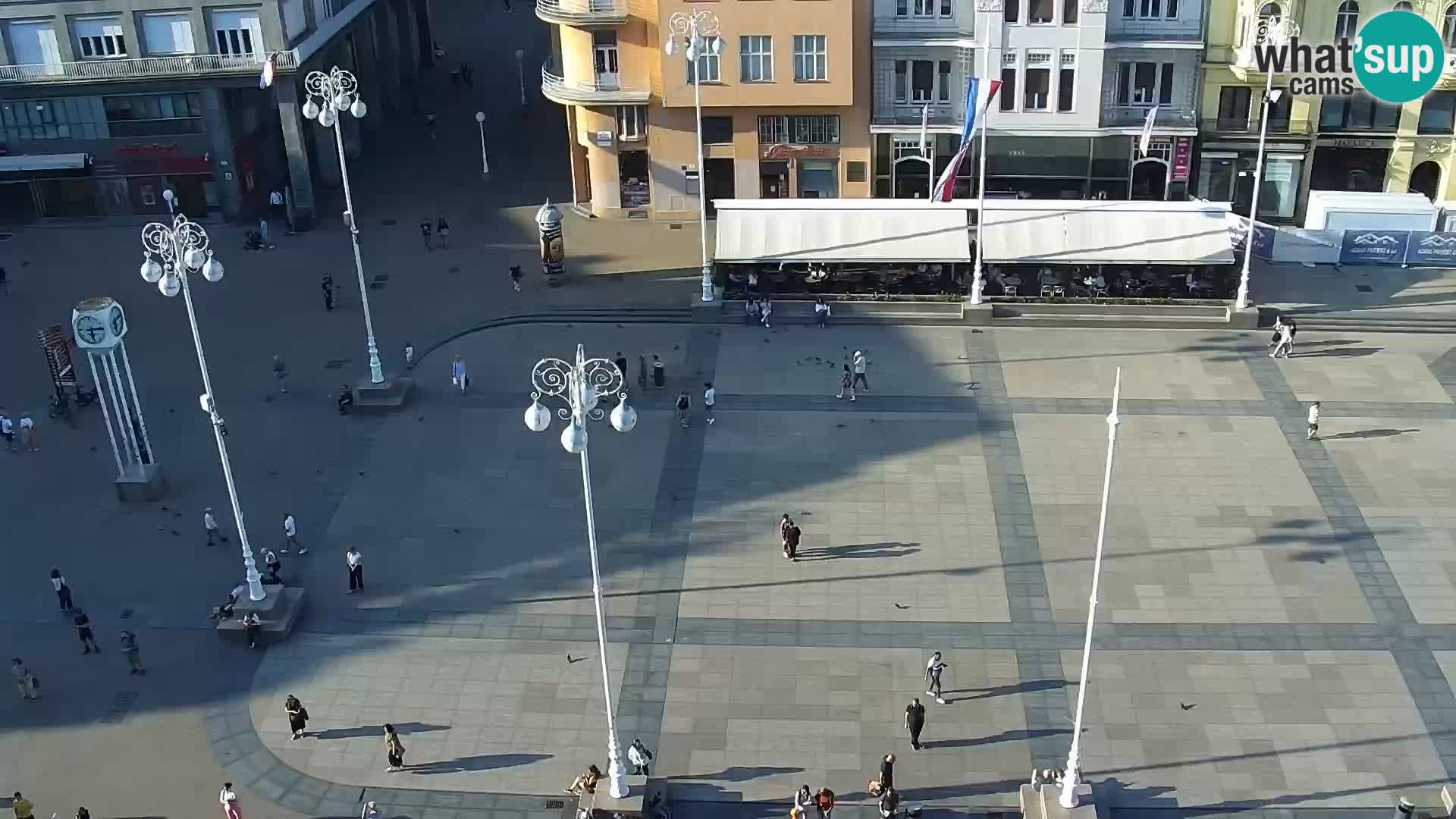 Ban Jelačić Platz  Live webcam Zagreb – Hotel Dubrovnik