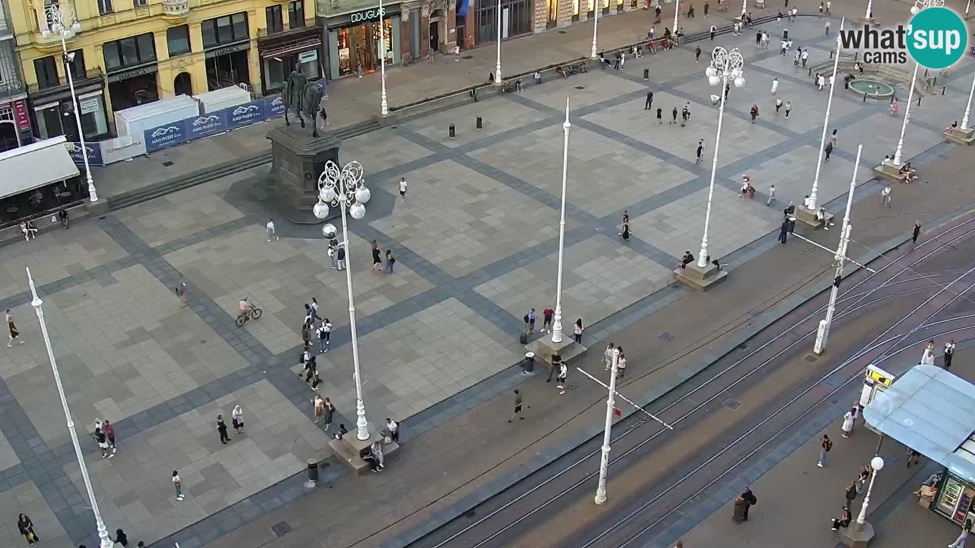 LIVE Webcam Zagreb Hotel Dubrovnik | Ban Jelačić square
