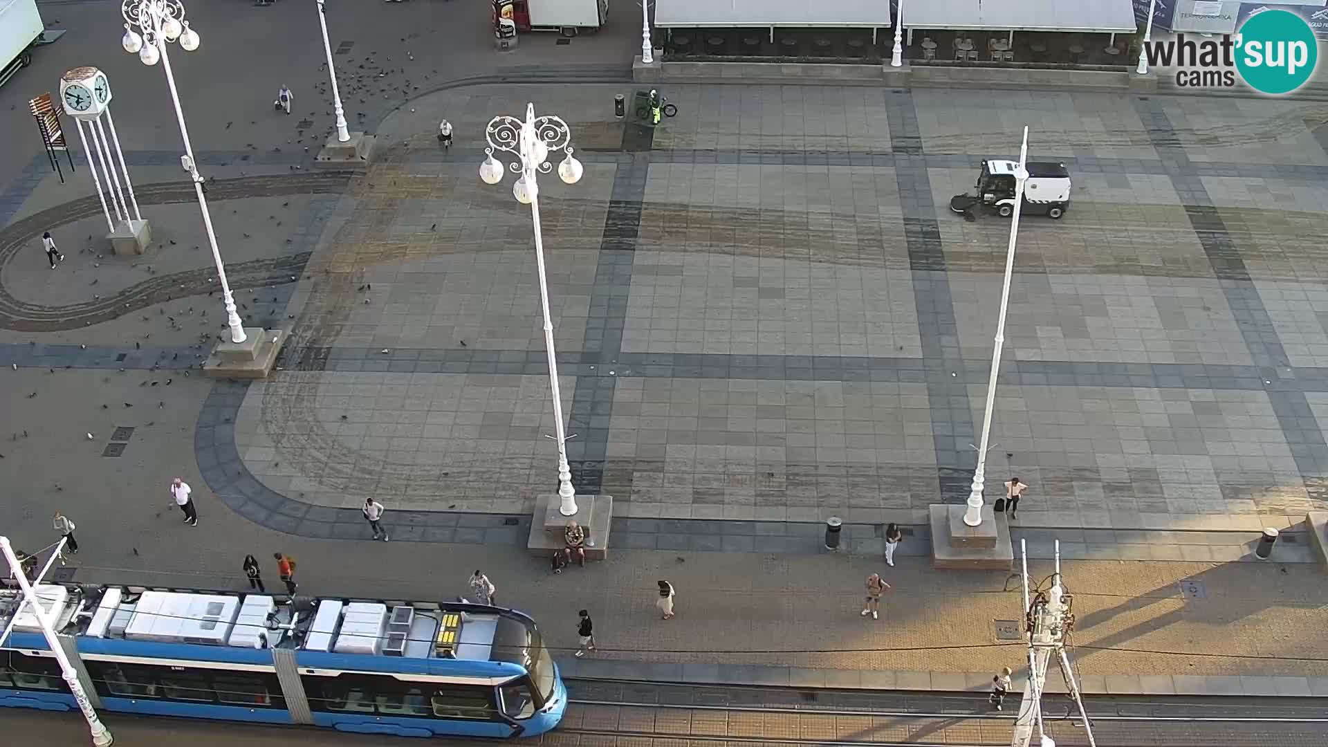 Ban Jelačić Platz  Live webcam Zagreb – Hotel Dubrovnik