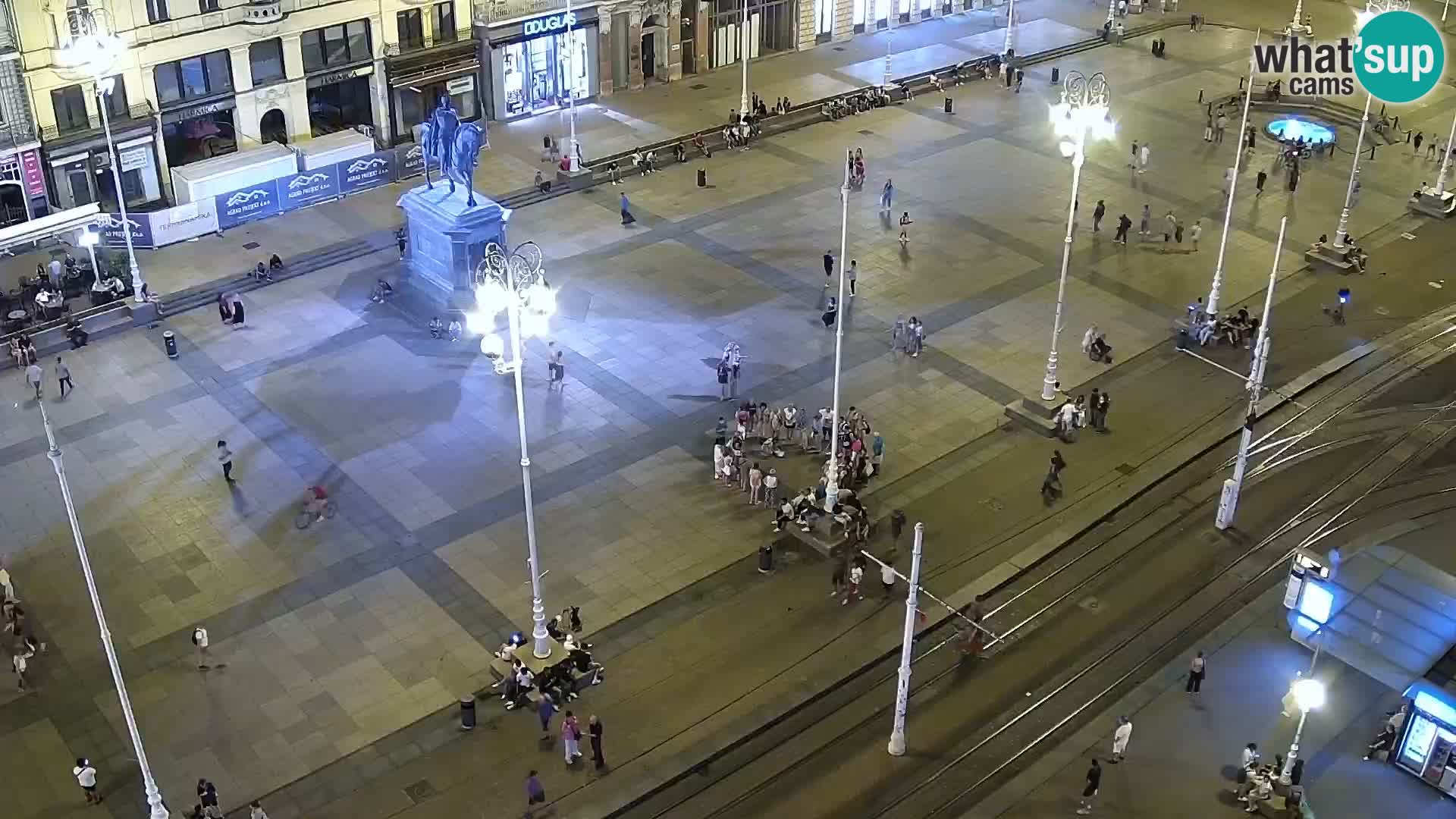 Piazza Ban Jelačić livecam Zagreb – Hotel Dubrovnik