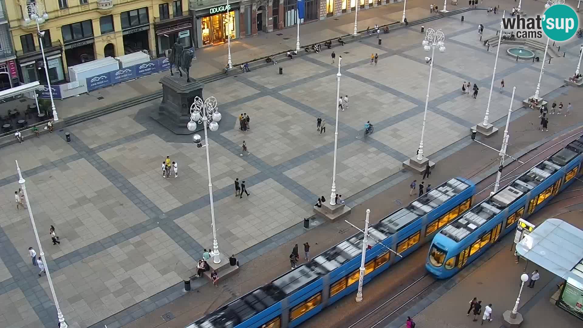 Ban Jelačić live cam Zagreb – Hotel Dubrovnik