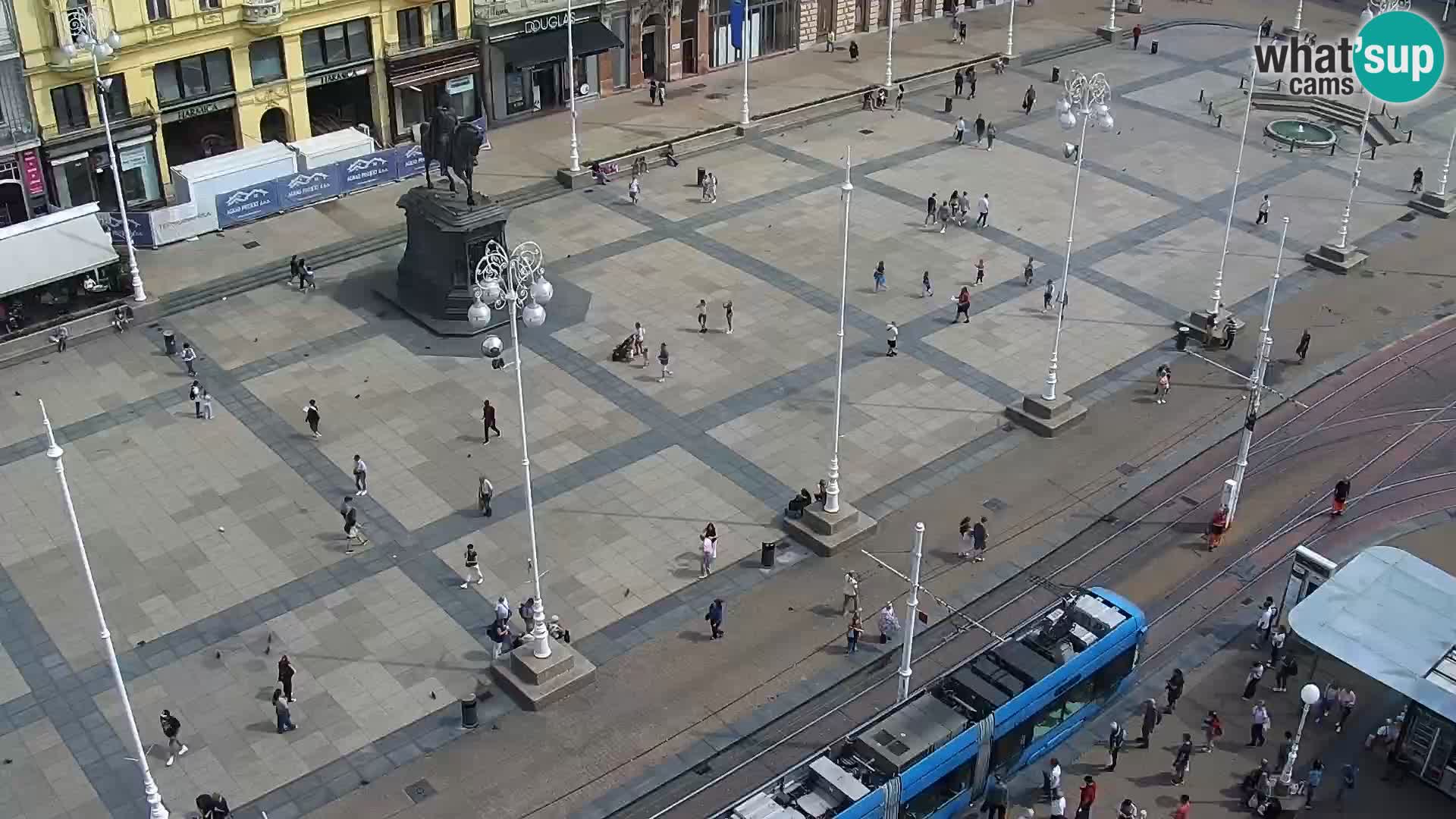 Ban Jelačić Platz  Live webcam Zagreb – Hotel Dubrovnik