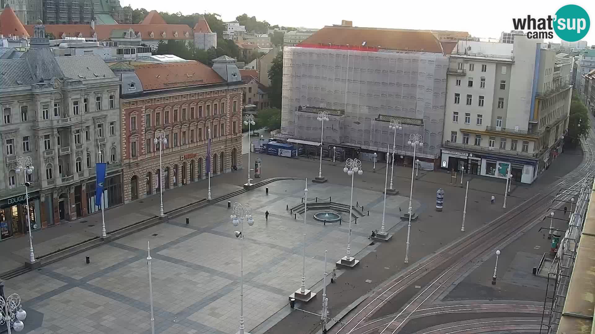 Ban Jelačić live cam Zagreb – Hotel Dubrovnik