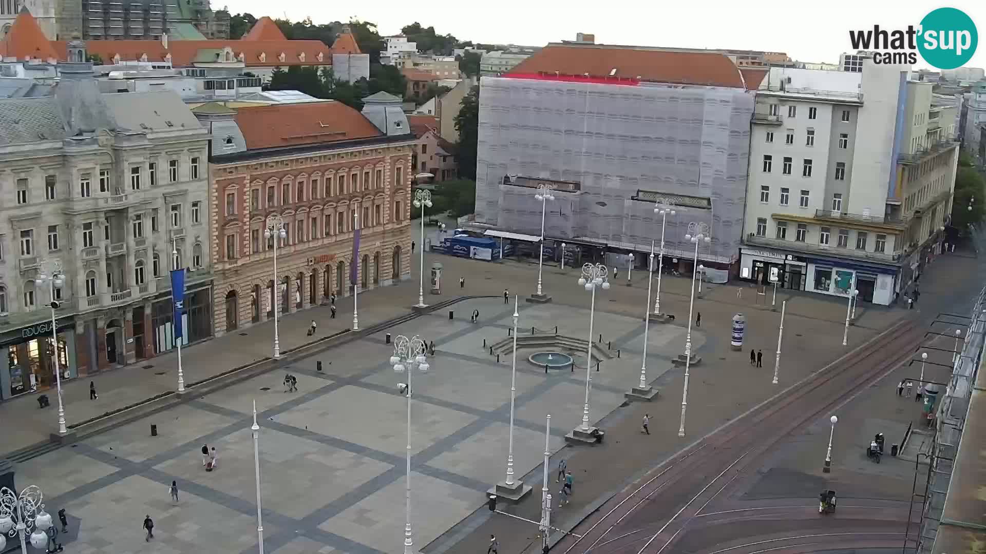 Piazza Ban Jelačić livecam Zagreb – Hotel Dubrovnik