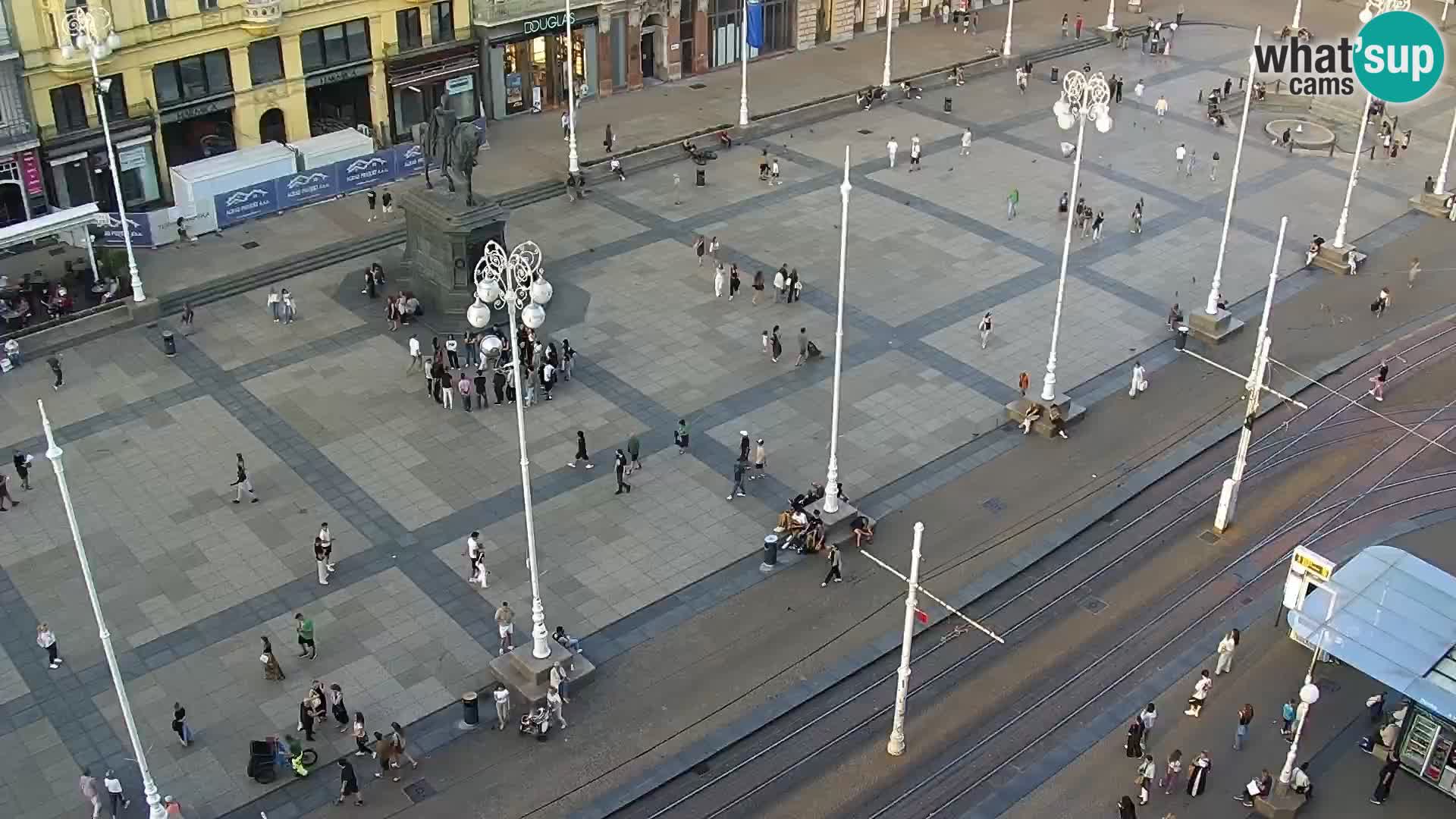 Ban Jelačić live cam Zagreb – Hotel Dubrovnik