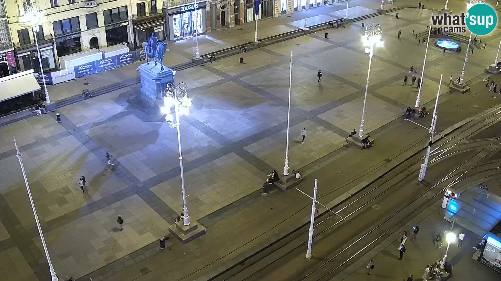 Ban Jelačić Platz  Live webcam Zagreb – Hotel Dubrovnik