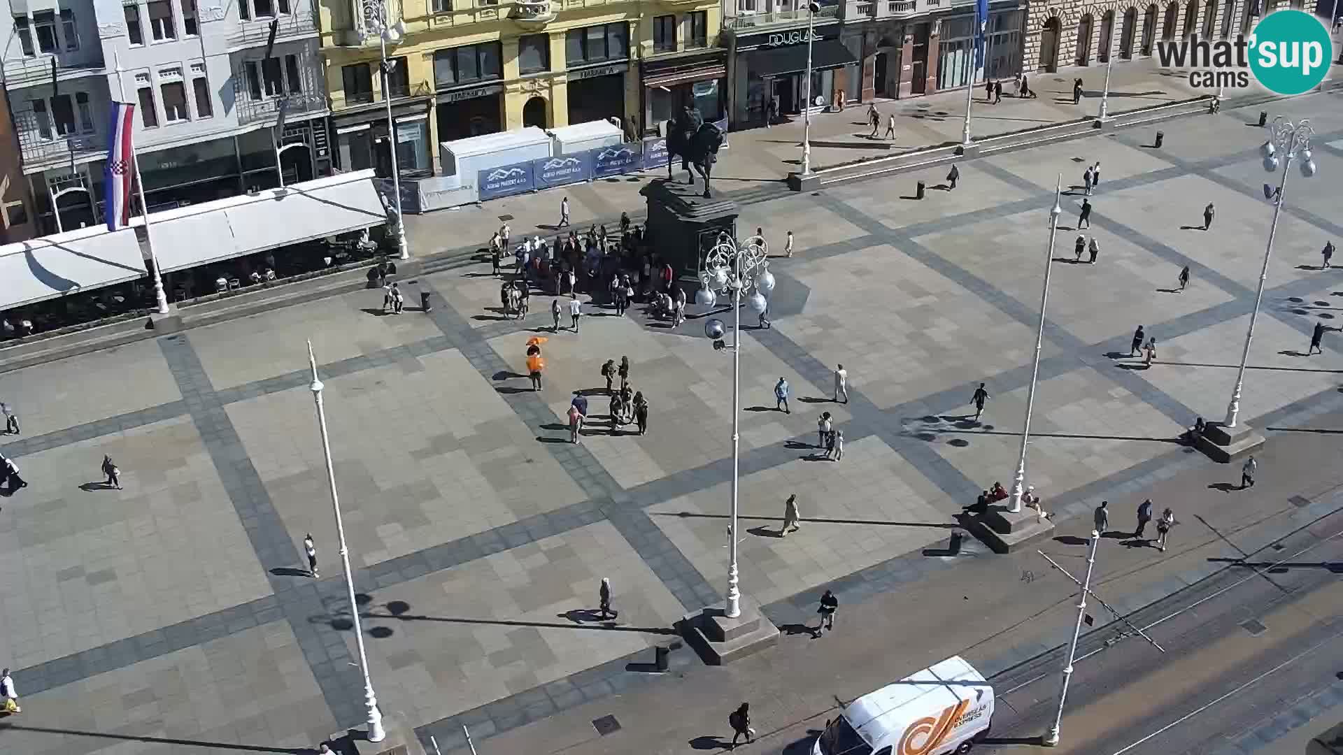 Ban Jelačić live cam Zagreb – Hotel Dubrovnik