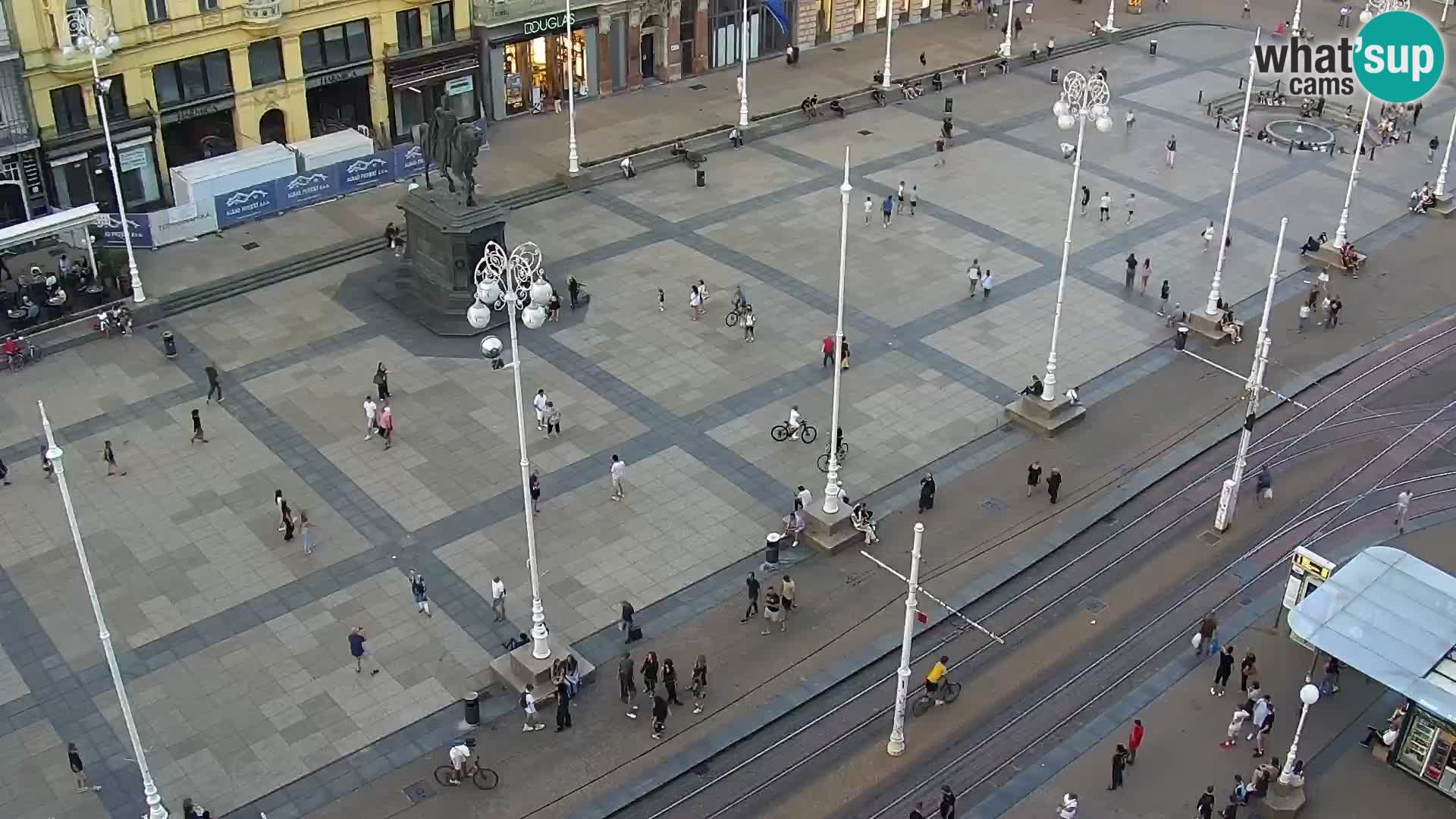 LIVE Webcam Zagreb Hotel Dubrovnik | Ban Jelačić square
