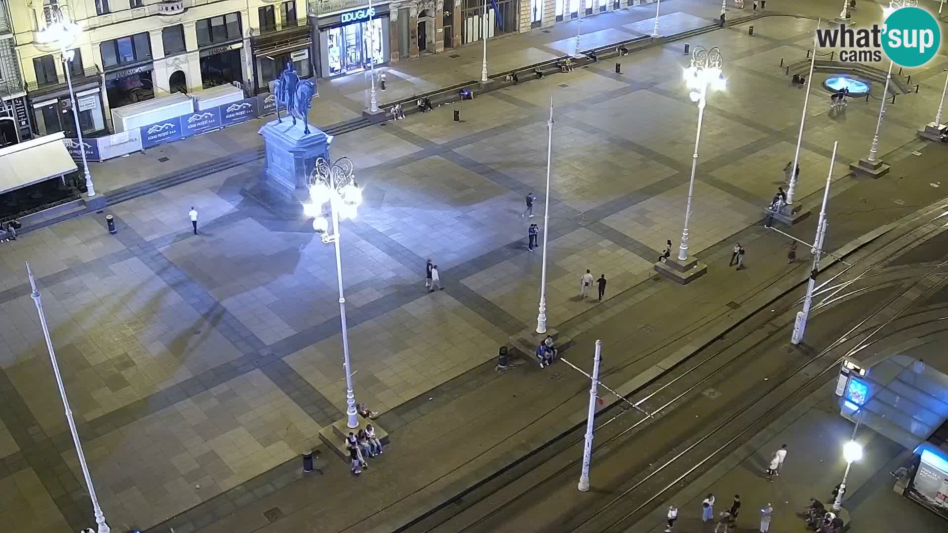 Trg Bana Jelačića v živo Zagreb – Hotel Dubrovnik