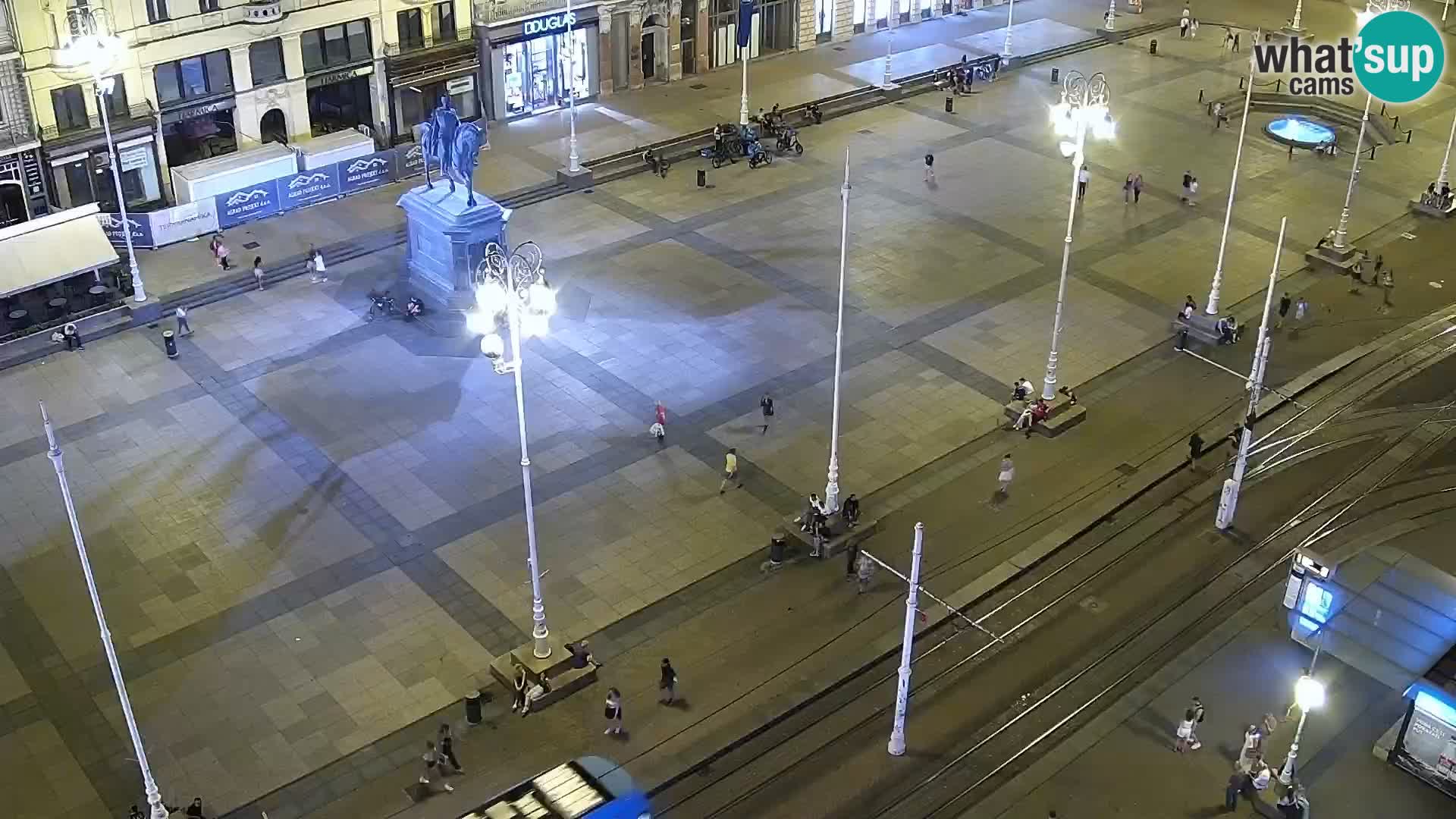 LIVE Webcam Zagreb Hotel Dubrovnik | Ban Jelačić square