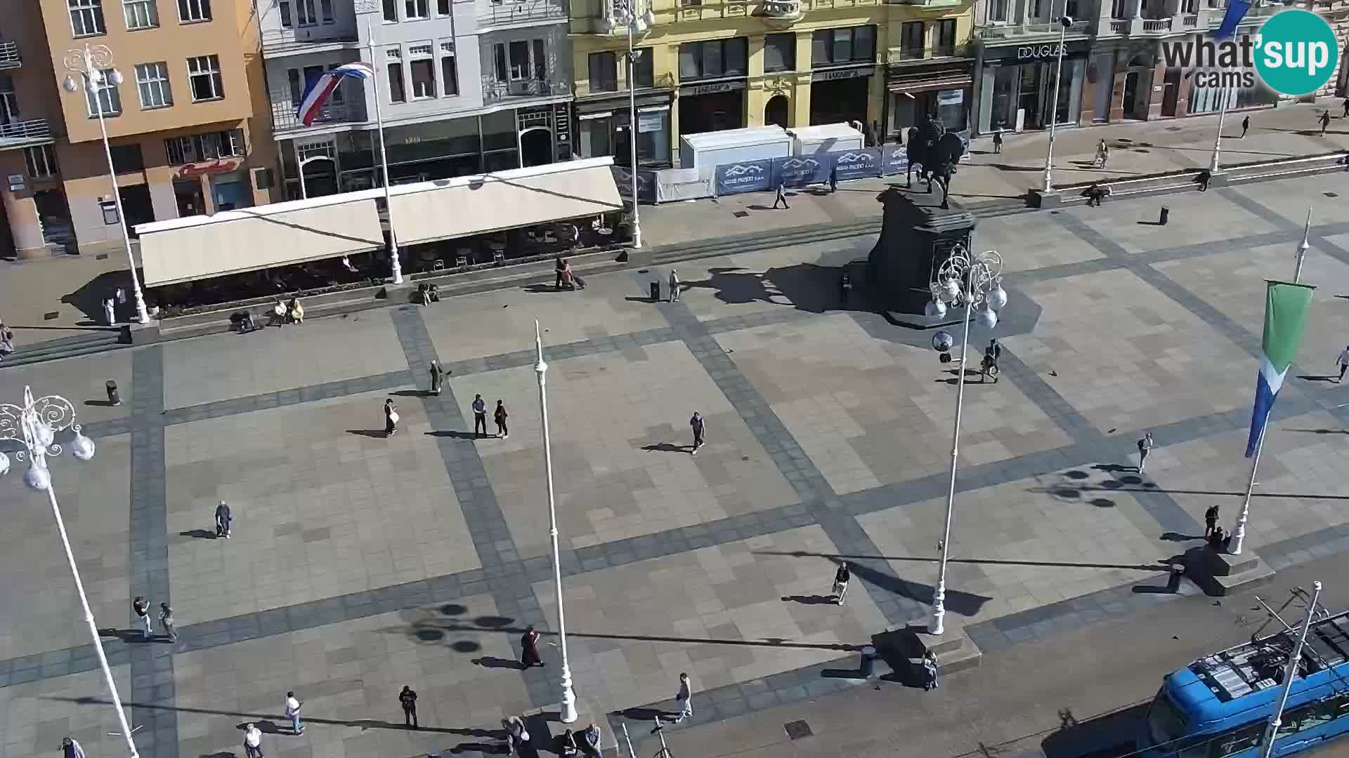 Piazza Ban Jelačić livecam Zagreb – Hotel Dubrovnik