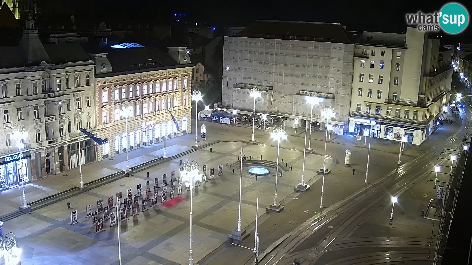 Trg Bana Jelačića web kamera Zagreb – Hotel Dubrovnik