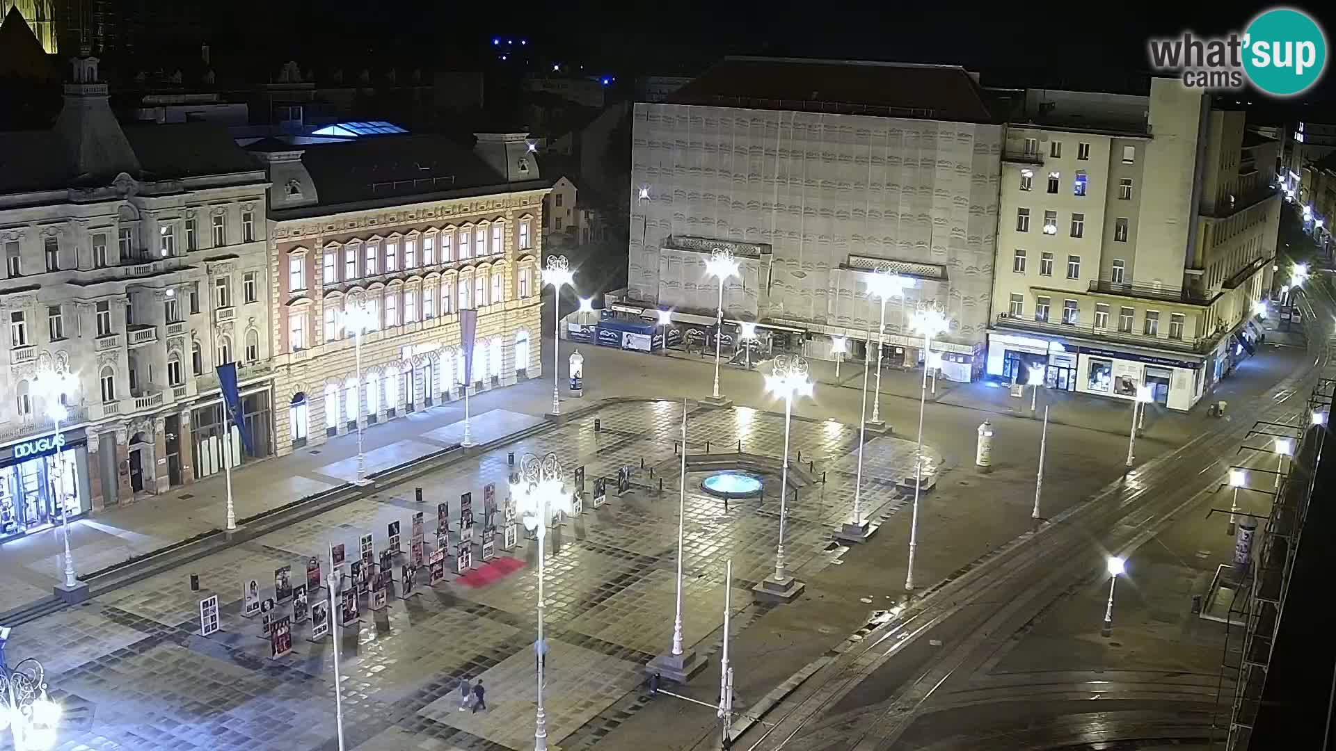 Trg Bana Jelačića v živo Zagreb – Hotel Dubrovnik