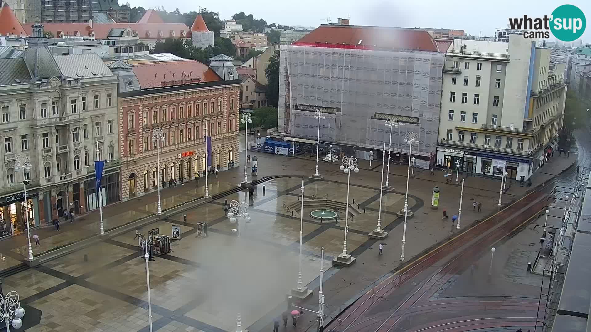 Trg Bana Jelačića web kamera Zagreb – Hotel Dubrovnik