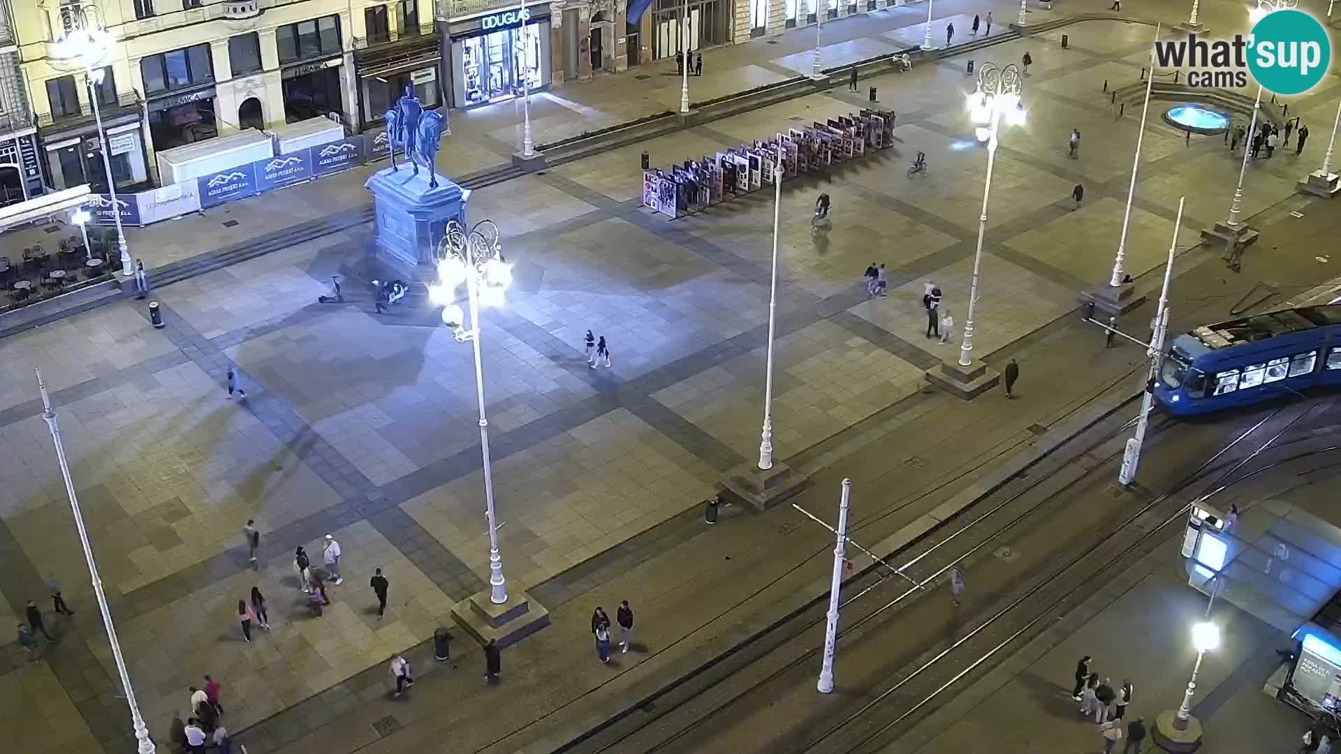 Ban Jelačić Platz  Live webcam Zagreb – Hotel Dubrovnik
