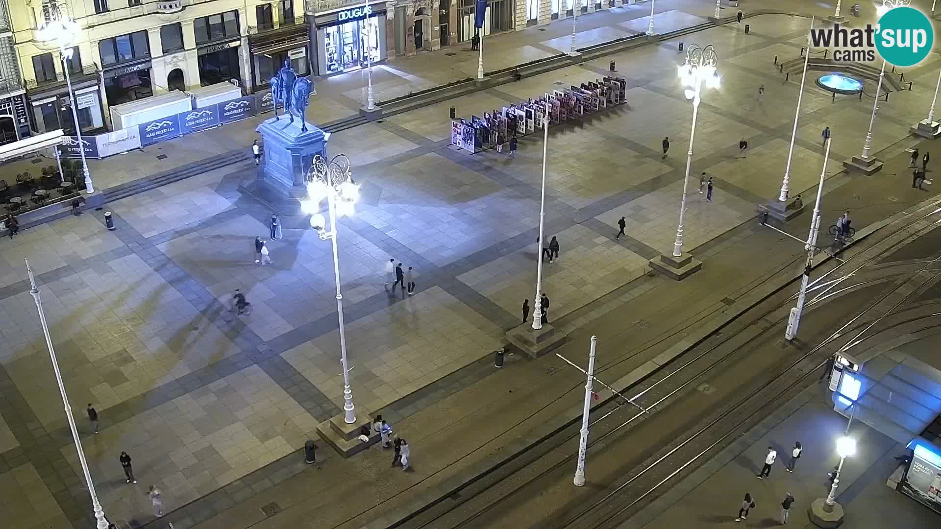 Trg Bana Jelačića v živo Zagreb – Hotel Dubrovnik