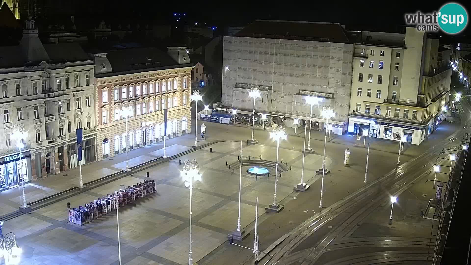 Trg Bana Jelačića v živo Zagreb – Hotel Dubrovnik