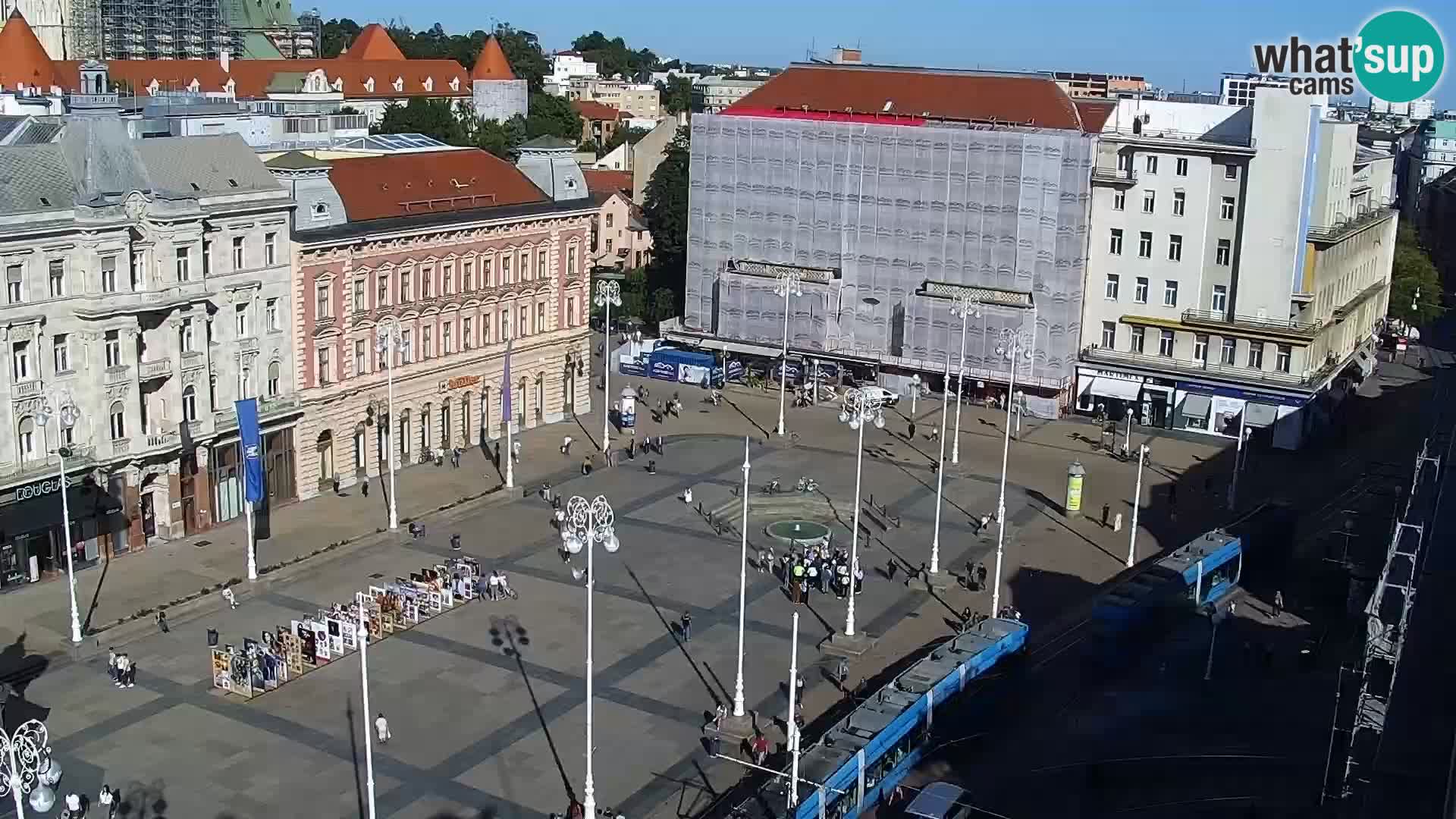 Trg Bana Jelačića v živo Zagreb – Hotel Dubrovnik