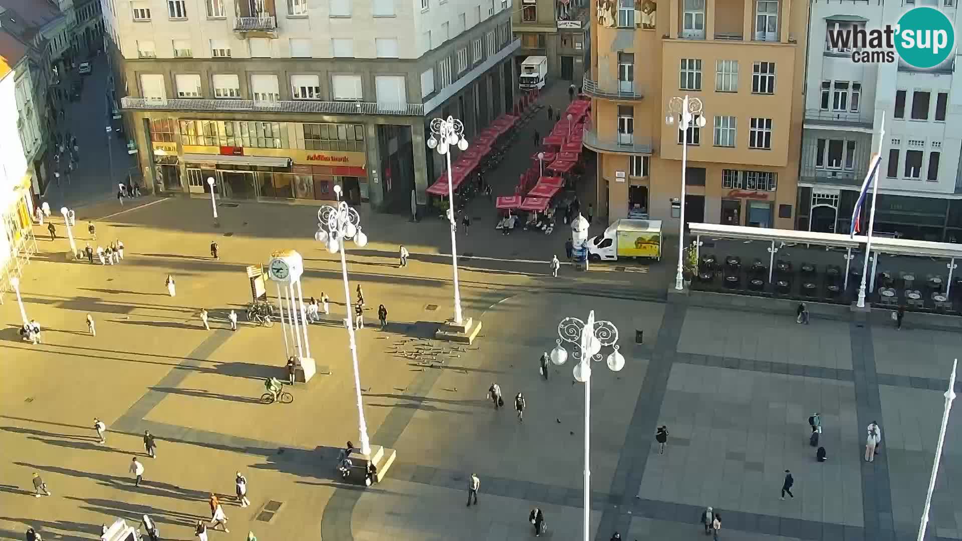 Ban Jelačić Platz  Live webcam Zagreb – Hotel Dubrovnik