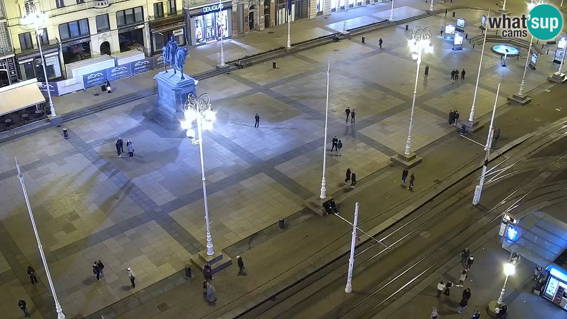 Trg Bana Jelačića web kamera Zagreb – Hotel Dubrovnik