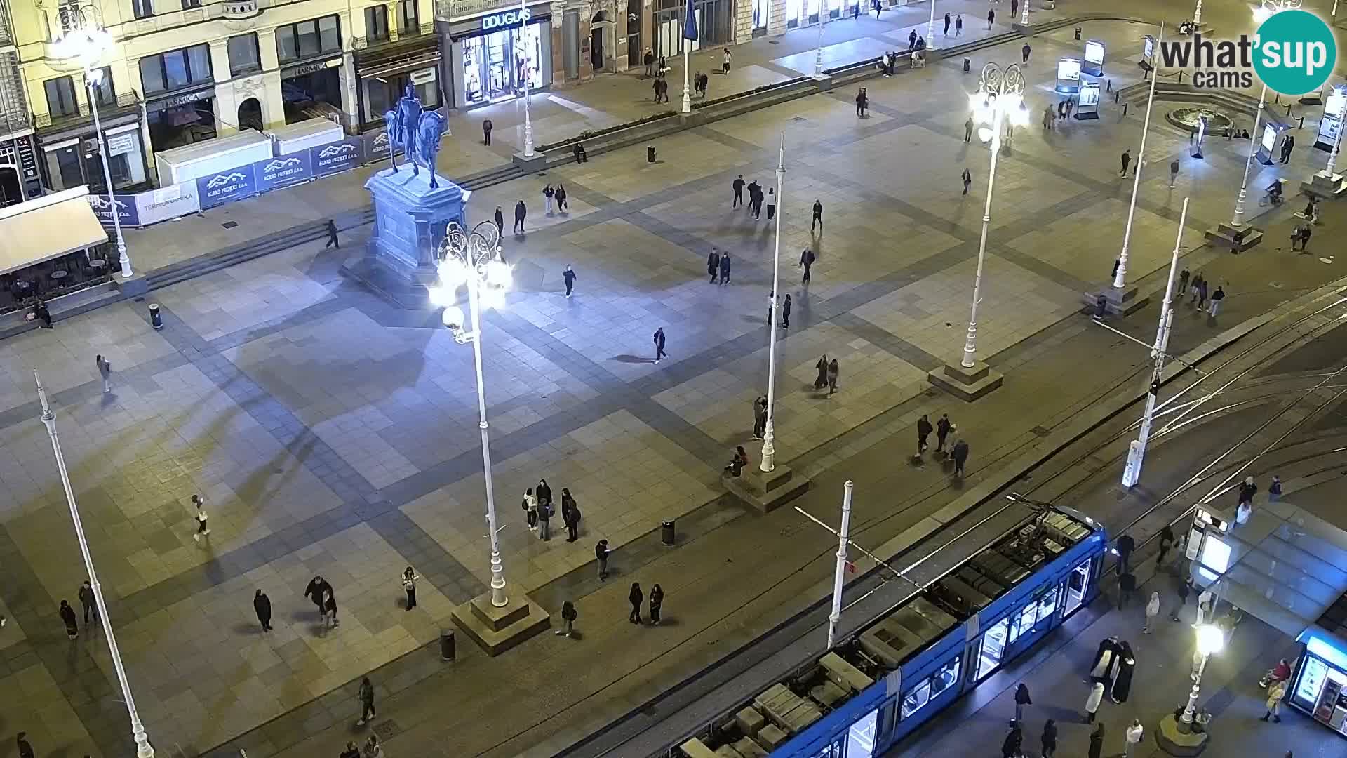 Ban Jelačić live cam Zagreb – Hotel Dubrovnik