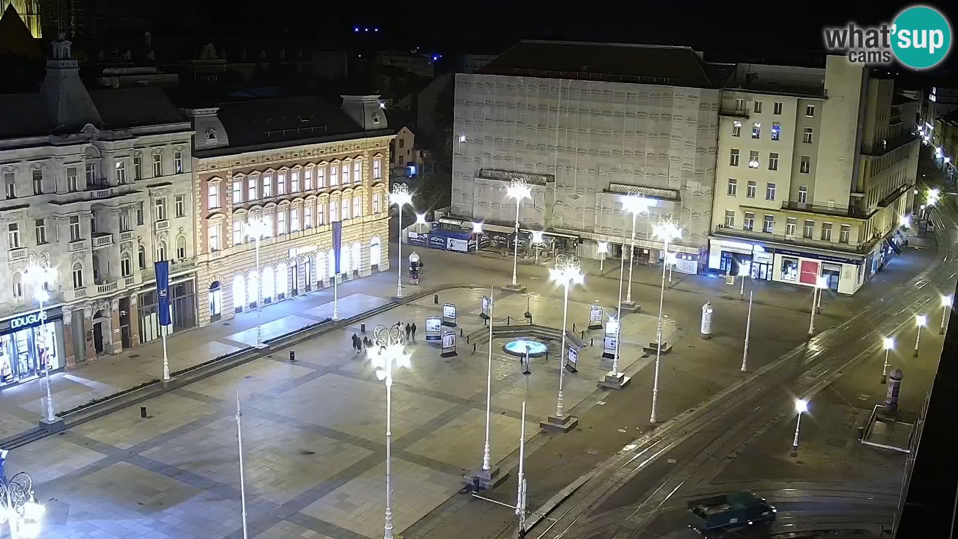 Trg Bana Jelačića v živo Zagreb – Hotel Dubrovnik