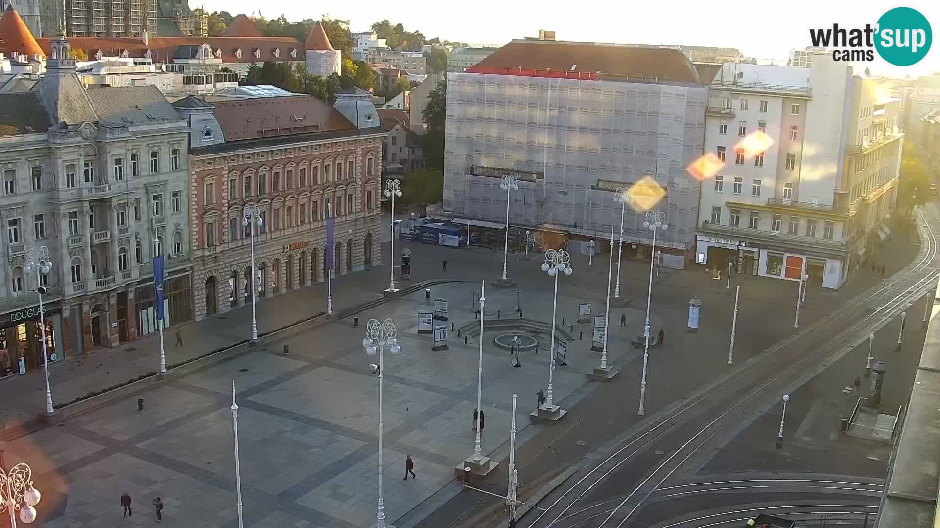 LIVE Webcam Zagreb Hotel Dubrovnik | Ban Jelačić square