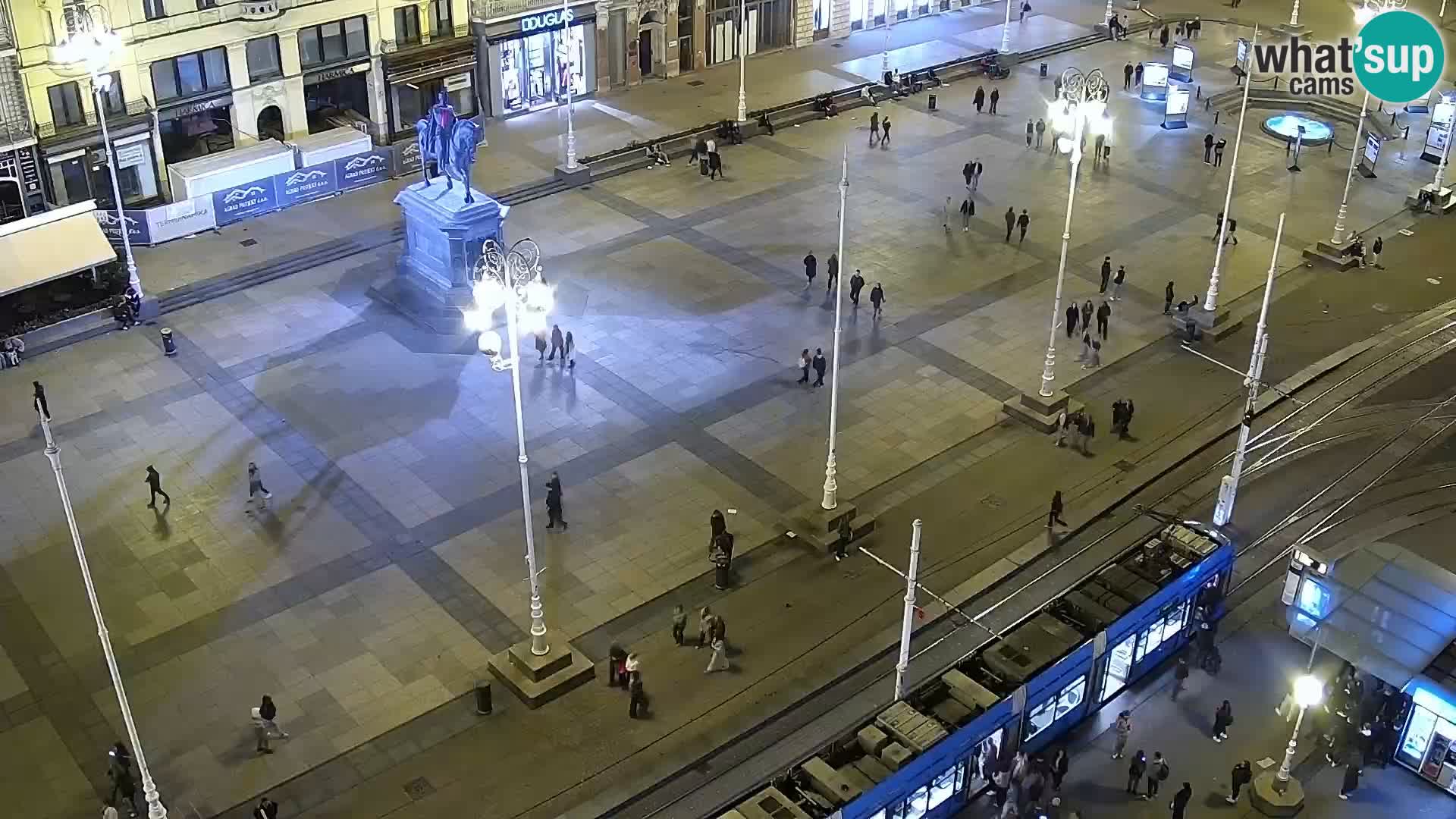 LIVE Webcam Zagreb Hotel Dubrovnik | Ban Jelačić square