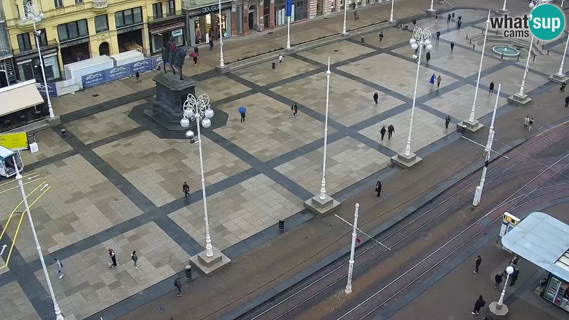 Ban Jelačić Platz  Live webcam Zagreb – Hotel Dubrovnik