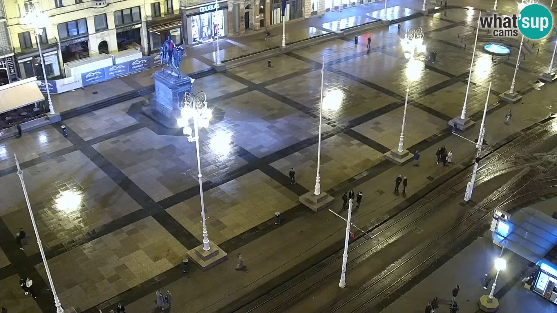 Trg Bana Jelačića web kamera Zagreb – Hotel Dubrovnik