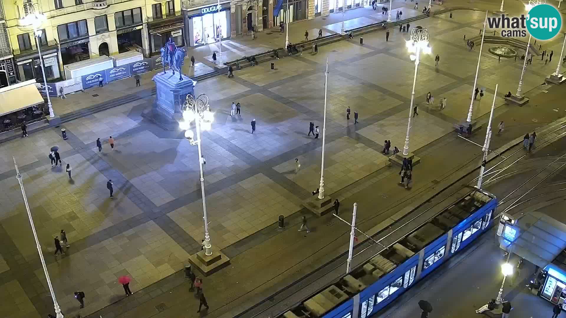 Piazza Ban Jelačić livecam Zagreb – Hotel Dubrovnik
