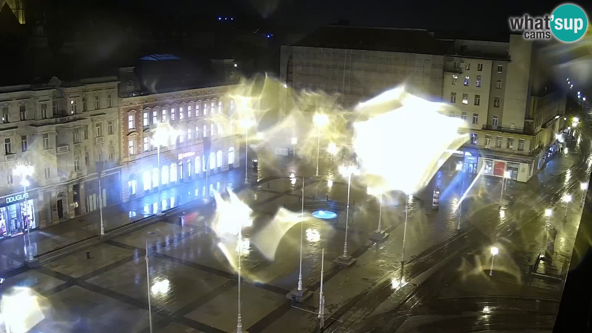 Ban Jelačić Platz  Live webcam Zagreb – Hotel Dubrovnik