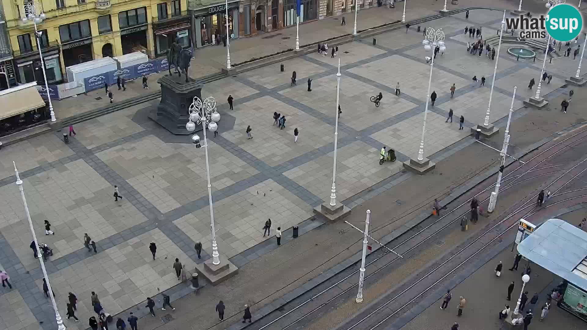 Piazza Ban Jelačić livecam Zagreb – Hotel Dubrovnik