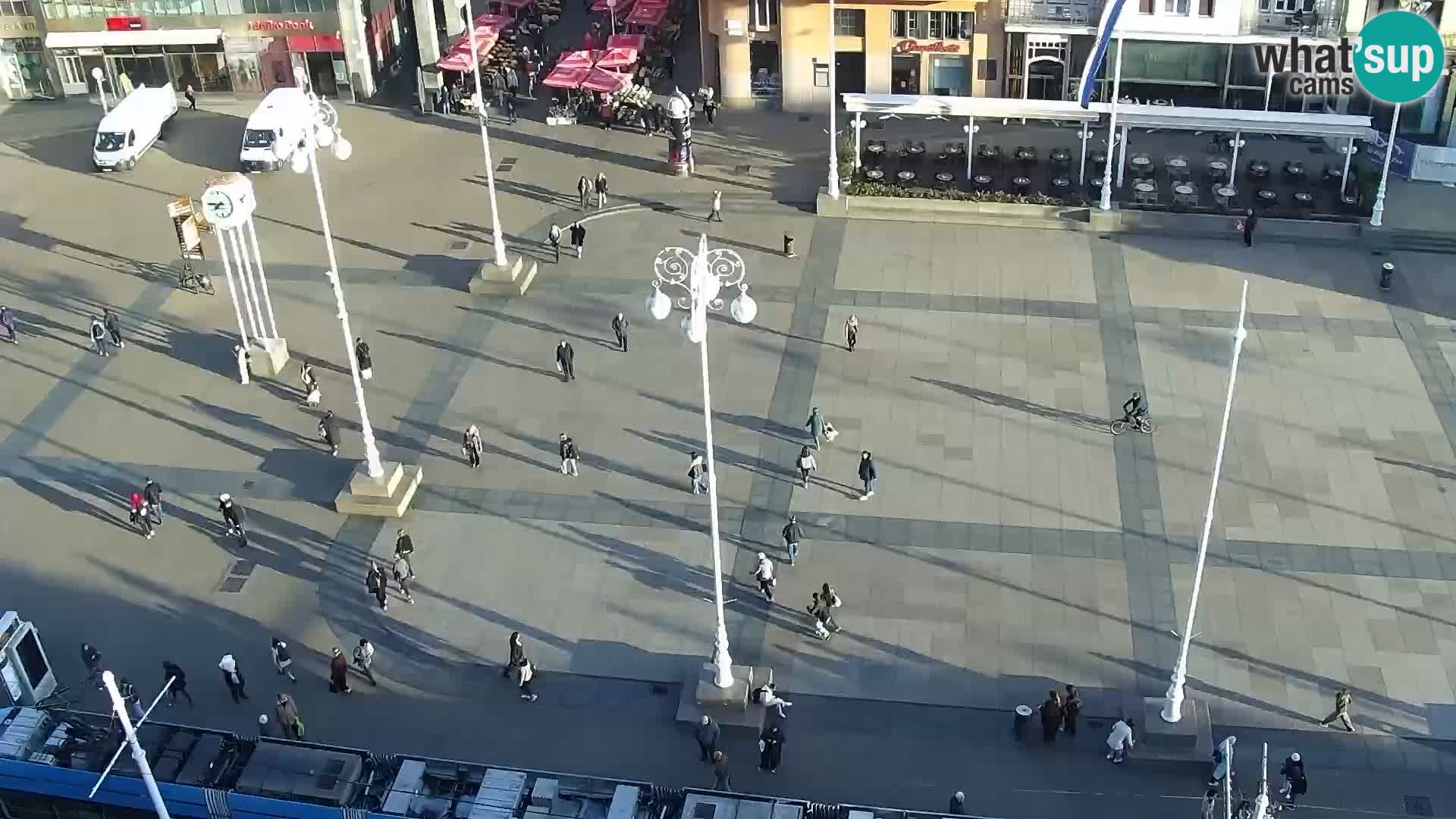 Ban Jelačić live cam Zagreb – Hotel Dubrovnik