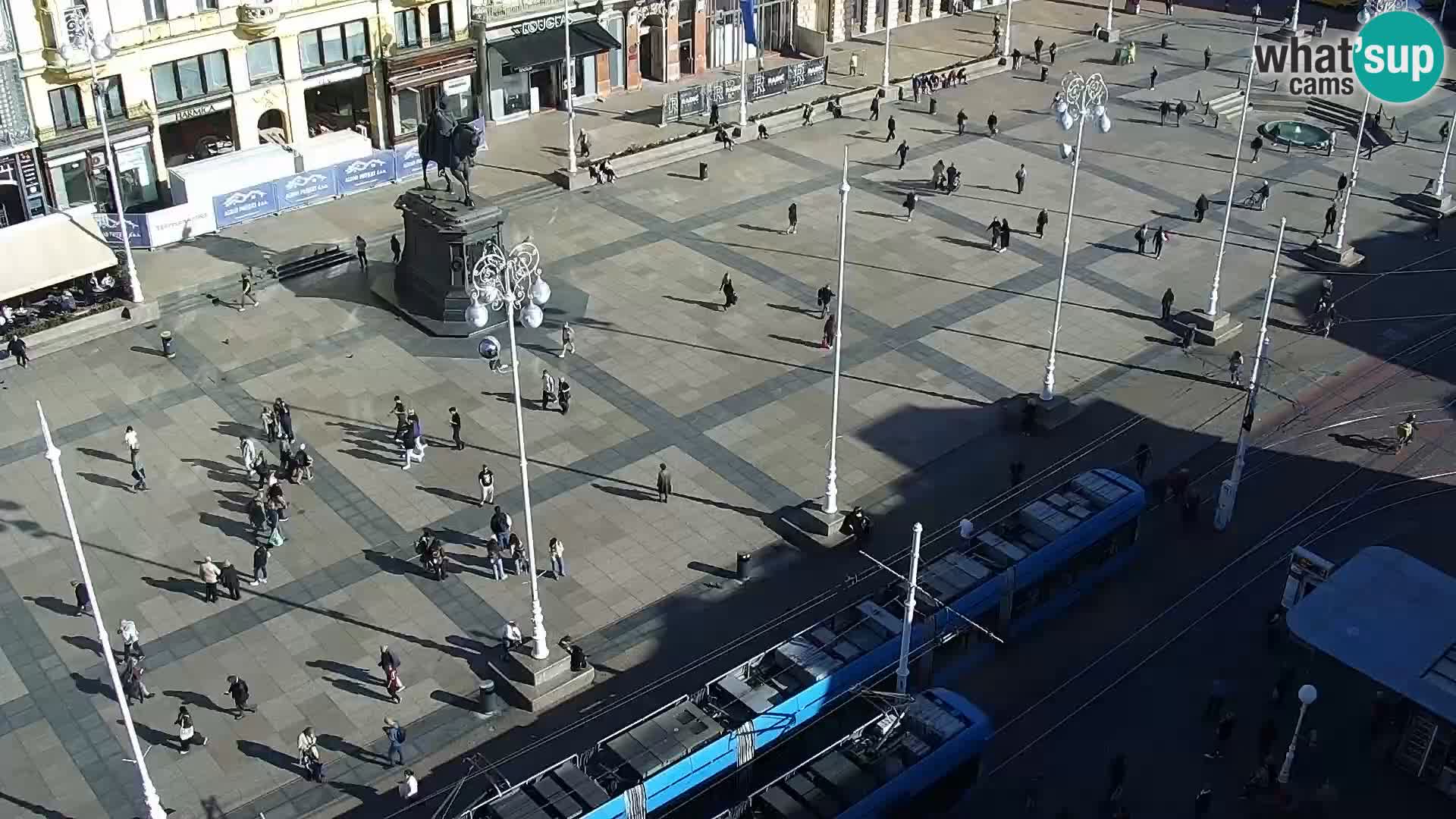 Trg Bana Jelačića v živo Zagreb – Hotel Dubrovnik