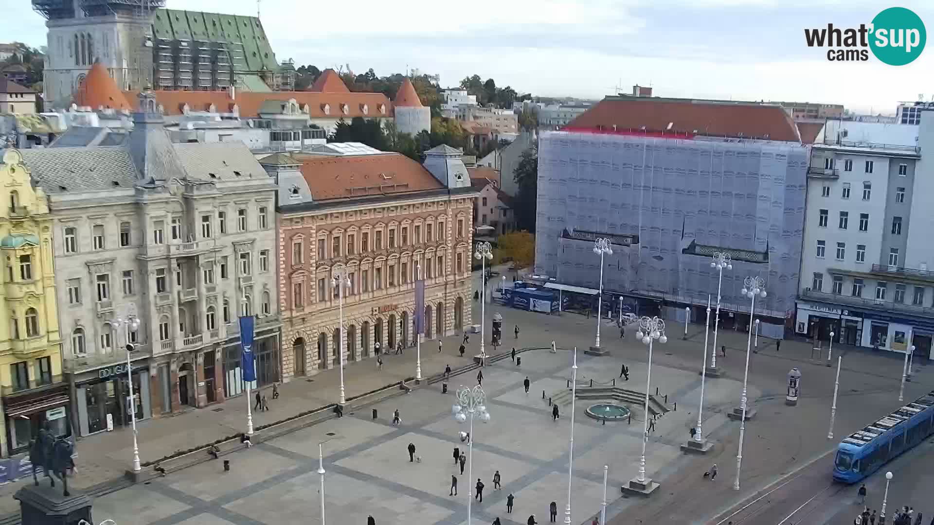 Trg Bana Jelačića v živo Zagreb – Hotel Dubrovnik