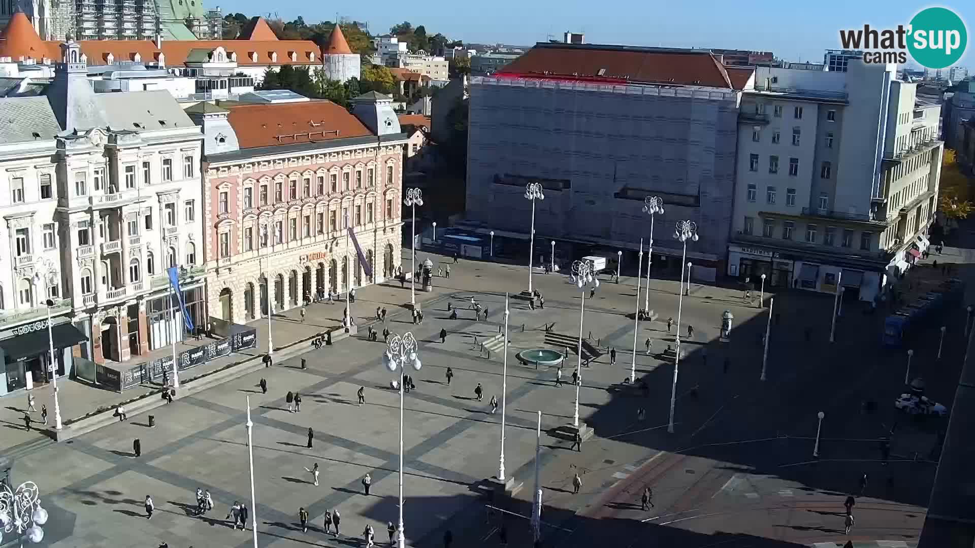 Trg Bana Jelačića v živo Zagreb – Hotel Dubrovnik