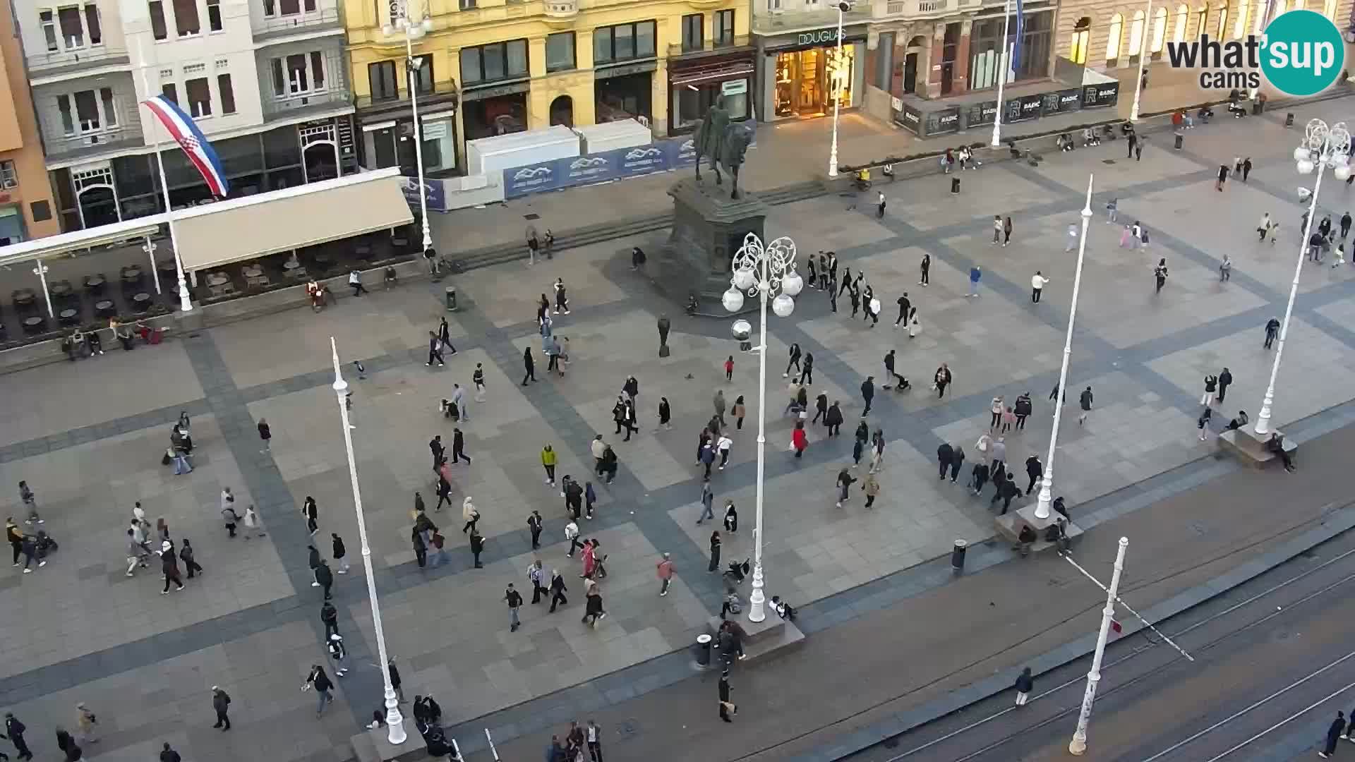 LIVE Webcam Zagreb Hotel Dubrovnik | Ban Jelačić square