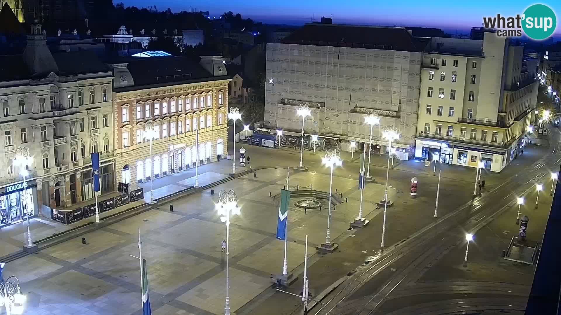 Ban Jelačić Platz  Live webcam Zagreb – Hotel Dubrovnik