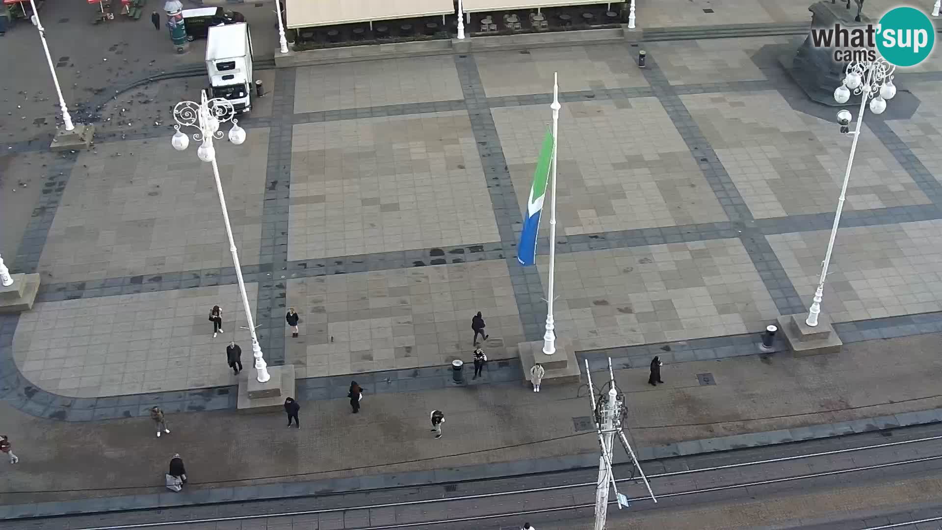 Ban Jelačić Platz  Live webcam Zagreb – Hotel Dubrovnik