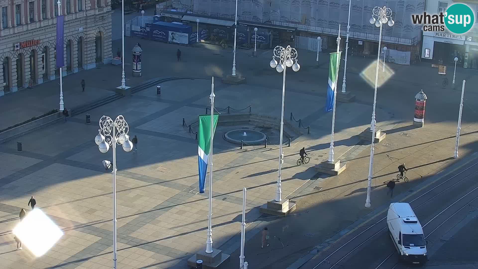 Ban Jelačić Platz  Live webcam Zagreb – Hotel Dubrovnik