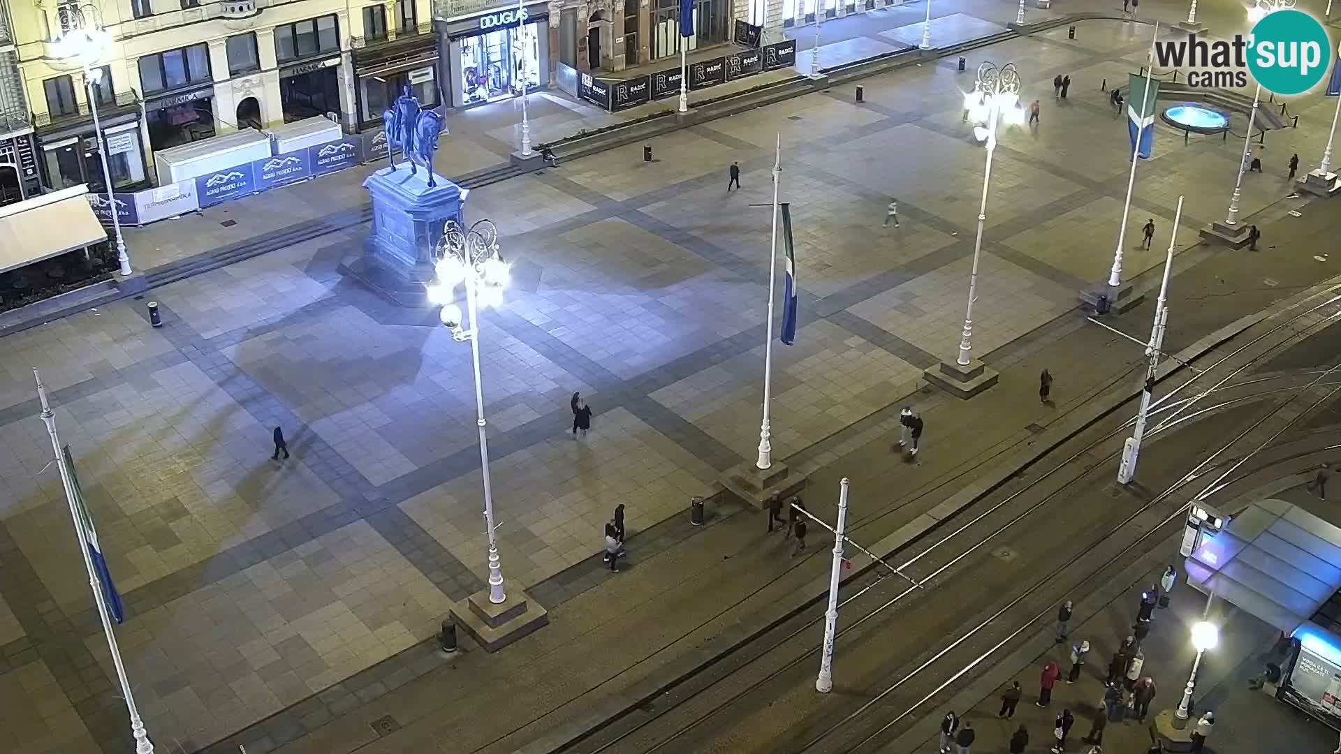 Piazza Ban Jelačić livecam Zagreb – Hotel Dubrovnik