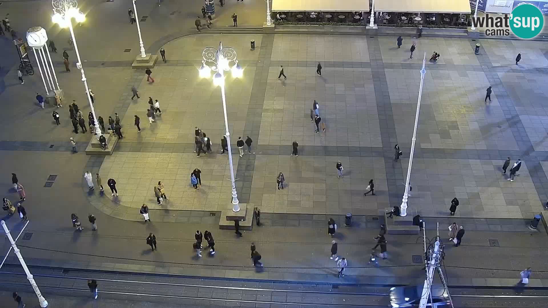 LIVE Webcam Zagreb Hotel Dubrovnik | Ban Jelačić square