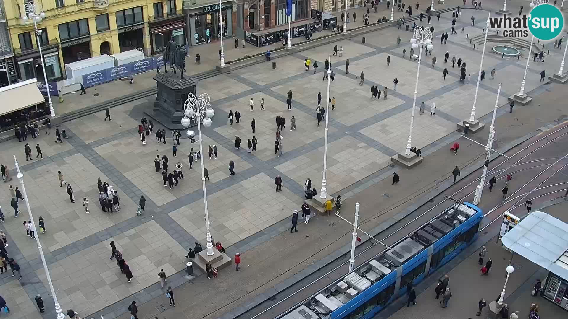 Ban Jelačić Platz  Live webcam Zagreb – Hotel Dubrovnik