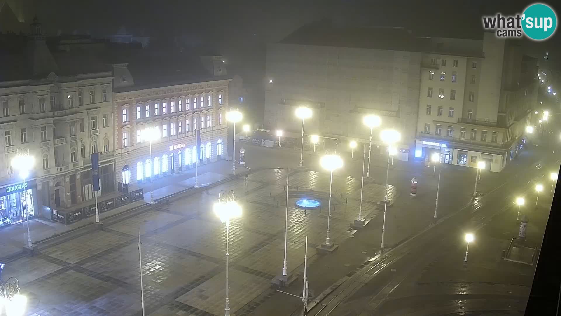 Ban Jelačić Platz  Live webcam Zagreb – Hotel Dubrovnik